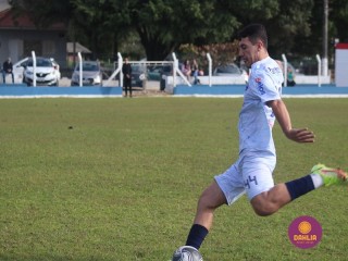 
<a style='margin-left: 5px;' class='btn btn-xs btn-social btn-facebook' href='https://www.facebook.com/sharer/sharer.php?u=https://www.boladovale.com.br/imgs/800-800-90/conteudo/fotos/1616/img1511.jpg' rel='popup' data-width='500' data-height='400'><i class='fa fa-facebook'></i>Compartilhar <span class='hidden-xs'>no Facebook</span>
</a> 
<a class='btn btn-default btn-xs' target='_blank' href='imgs/800-800-90/conteudo/fotos/1616/img1511.jpg'>
<span class='glyphicon glyphicon-cloud-download'></span> Salvar
</a> 
<span></span>