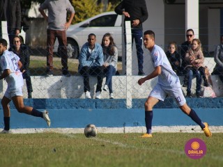 
<a style='margin-left: 5px;' class='btn btn-xs btn-social btn-facebook' href='https://www.facebook.com/sharer/sharer.php?u=https://www.boladovale.com.br/imgs/800-800-90/conteudo/fotos/1616/img1537.jpg' rel='popup' data-width='500' data-height='400'><i class='fa fa-facebook'></i>Compartilhar <span class='hidden-xs'>no Facebook</span>
</a> 
<a class='btn btn-default btn-xs' target='_blank' href='imgs/800-800-90/conteudo/fotos/1616/img1537.jpg'>
<span class='glyphicon glyphicon-cloud-download'></span> Salvar
</a> 
<span></span>