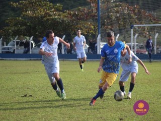 
<a style='margin-left: 5px;' class='btn btn-xs btn-social btn-facebook' href='https://www.facebook.com/sharer/sharer.php?u=https://www.boladovale.com.br/imgs/800-800-90/conteudo/fotos/1616/img1569.jpg' rel='popup' data-width='500' data-height='400'><i class='fa fa-facebook'></i>Compartilhar <span class='hidden-xs'>no Facebook</span>
</a> 
<a class='btn btn-default btn-xs' target='_blank' href='imgs/800-800-90/conteudo/fotos/1616/img1569.jpg'>
<span class='glyphicon glyphicon-cloud-download'></span> Salvar
</a> 
<span></span>