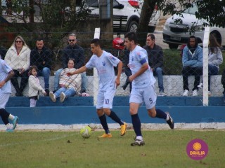 
<a style='margin-left: 5px;' class='btn btn-xs btn-social btn-facebook' href='https://www.facebook.com/sharer/sharer.php?u=https://www.boladovale.com.br/imgs/800-800-90/conteudo/fotos/1616/img1613.jpg' rel='popup' data-width='500' data-height='400'><i class='fa fa-facebook'></i>Compartilhar <span class='hidden-xs'>no Facebook</span>
</a> 
<a class='btn btn-default btn-xs' target='_blank' href='imgs/800-800-90/conteudo/fotos/1616/img1613.jpg'>
<span class='glyphicon glyphicon-cloud-download'></span> Salvar
</a> 
<span></span>