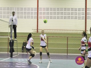 
<a style='margin-left: 5px;' class='btn btn-xs btn-social btn-facebook' href='https://www.facebook.com/sharer/sharer.php?u=https://www.boladovale.com.br/imgs/800-800-90/conteudo/fotos/1617/img1778.jpg' rel='popup' data-width='500' data-height='400'><i class='fa fa-facebook'></i>Compartilhar <span class='hidden-xs'>no Facebook</span>
</a> 
<a class='btn btn-default btn-xs' target='_blank' href='imgs/800-800-90/conteudo/fotos/1617/img1778.jpg'>
<span class='glyphicon glyphicon-cloud-download'></span> Salvar
</a> 
<span></span>