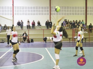 
<a style='margin-left: 5px;' class='btn btn-xs btn-social btn-facebook' href='https://www.facebook.com/sharer/sharer.php?u=https://www.boladovale.com.br/imgs/800-800-90/conteudo/fotos/1617/img1809.jpg' rel='popup' data-width='500' data-height='400'><i class='fa fa-facebook'></i>Compartilhar <span class='hidden-xs'>no Facebook</span>
</a> 
<a class='btn btn-default btn-xs' target='_blank' href='imgs/800-800-90/conteudo/fotos/1617/img1809.jpg'>
<span class='glyphicon glyphicon-cloud-download'></span> Salvar
</a> 
<span></span>
