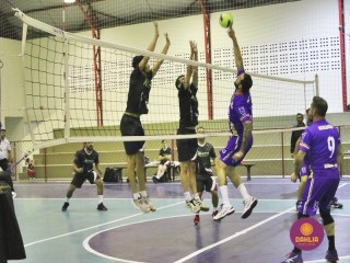 
<a style='margin-left: 5px;' class='btn btn-xs btn-social btn-facebook' href='https://www.facebook.com/sharer/sharer.php?u=https://www.boladovale.com.br/imgs/800-800-90/conteudo/fotos/1617/img1897.jpg' rel='popup' data-width='500' data-height='400'><i class='fa fa-facebook'></i>Compartilhar <span class='hidden-xs'>no Facebook</span>
</a> 
<a class='btn btn-default btn-xs' target='_blank' href='imgs/800-800-90/conteudo/fotos/1617/img1897.jpg'>
<span class='glyphicon glyphicon-cloud-download'></span> Salvar
</a> 
<span></span>