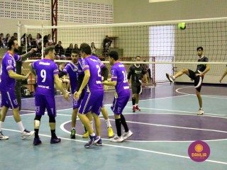 
<a style='margin-left: 5px;' class='btn btn-xs btn-social btn-facebook' href='https://www.facebook.com/sharer/sharer.php?u=https://www.boladovale.com.br/imgs/800-800-90/conteudo/fotos/1617/img1910.jpg' rel='popup' data-width='500' data-height='400'><i class='fa fa-facebook'></i>Compartilhar <span class='hidden-xs'>no Facebook</span>
</a> 
<a class='btn btn-default btn-xs' target='_blank' href='imgs/800-800-90/conteudo/fotos/1617/img1910.jpg'>
<span class='glyphicon glyphicon-cloud-download'></span> Salvar
</a> 
<span></span>
