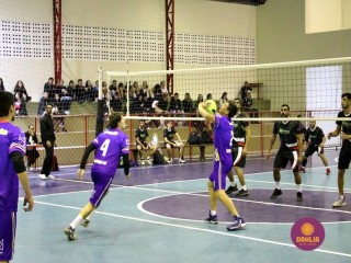 
<a style='margin-left: 5px;' class='btn btn-xs btn-social btn-facebook' href='https://www.facebook.com/sharer/sharer.php?u=https://www.boladovale.com.br/imgs/800-800-90/conteudo/fotos/1617/img1916.jpg' rel='popup' data-width='500' data-height='400'><i class='fa fa-facebook'></i>Compartilhar <span class='hidden-xs'>no Facebook</span>
</a> 
<a class='btn btn-default btn-xs' target='_blank' href='imgs/800-800-90/conteudo/fotos/1617/img1916.jpg'>
<span class='glyphicon glyphicon-cloud-download'></span> Salvar
</a> 
<span></span>