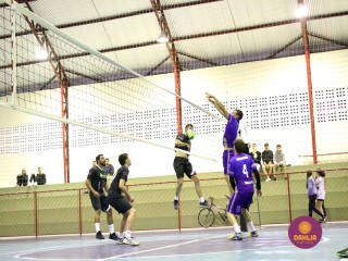 
<a style='margin-left: 5px;' class='btn btn-xs btn-social btn-facebook' href='https://www.facebook.com/sharer/sharer.php?u=https://www.boladovale.com.br/imgs/800-800-90/conteudo/fotos/1617/img1979.jpg' rel='popup' data-width='500' data-height='400'><i class='fa fa-facebook'></i>Compartilhar <span class='hidden-xs'>no Facebook</span>
</a> 
<a class='btn btn-default btn-xs' target='_blank' href='imgs/800-800-90/conteudo/fotos/1617/img1979.jpg'>
<span class='glyphicon glyphicon-cloud-download'></span> Salvar
</a> 
<span></span>