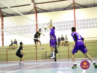 
<a style='margin-left: 5px;' class='btn btn-xs btn-social btn-facebook' href='https://www.facebook.com/sharer/sharer.php?u=https://www.boladovale.com.br/imgs/800-800-90/conteudo/fotos/1617/img2000.jpg' rel='popup' data-width='500' data-height='400'><i class='fa fa-facebook'></i>Compartilhar <span class='hidden-xs'>no Facebook</span>
</a> 
<a class='btn btn-default btn-xs' target='_blank' href='imgs/800-800-90/conteudo/fotos/1617/img2000.jpg'>
<span class='glyphicon glyphicon-cloud-download'></span> Salvar
</a> 
<span></span>