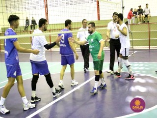 
<a style='margin-left: 5px;' class='btn btn-xs btn-social btn-facebook' href='https://www.facebook.com/sharer/sharer.php?u=https://www.boladovale.com.br/imgs/800-800-90/conteudo/fotos/1617/img2064.jpg' rel='popup' data-width='500' data-height='400'><i class='fa fa-facebook'></i>Compartilhar <span class='hidden-xs'>no Facebook</span>
</a> 
<a class='btn btn-default btn-xs' target='_blank' href='imgs/800-800-90/conteudo/fotos/1617/img2064.jpg'>
<span class='glyphicon glyphicon-cloud-download'></span> Salvar
</a> 
<span></span>
