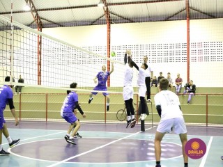 
<a style='margin-left: 5px;' class='btn btn-xs btn-social btn-facebook' href='https://www.facebook.com/sharer/sharer.php?u=https://www.boladovale.com.br/imgs/800-800-90/conteudo/fotos/1617/img2092.jpg' rel='popup' data-width='500' data-height='400'><i class='fa fa-facebook'></i>Compartilhar <span class='hidden-xs'>no Facebook</span>
</a> 
<a class='btn btn-default btn-xs' target='_blank' href='imgs/800-800-90/conteudo/fotos/1617/img2092.jpg'>
<span class='glyphicon glyphicon-cloud-download'></span> Salvar
</a> 
<span></span>