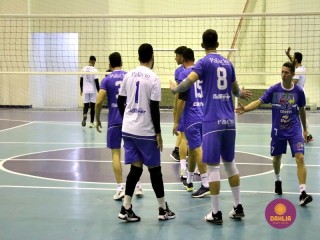 
<a style='margin-left: 5px;' class='btn btn-xs btn-social btn-facebook' href='https://www.facebook.com/sharer/sharer.php?u=https://www.boladovale.com.br/imgs/800-800-90/conteudo/fotos/1617/img2126.jpg' rel='popup' data-width='500' data-height='400'><i class='fa fa-facebook'></i>Compartilhar <span class='hidden-xs'>no Facebook</span>
</a> 
<a class='btn btn-default btn-xs' target='_blank' href='imgs/800-800-90/conteudo/fotos/1617/img2126.jpg'>
<span class='glyphicon glyphicon-cloud-download'></span> Salvar
</a> 
<span></span>