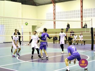 
<a style='margin-left: 5px;' class='btn btn-xs btn-social btn-facebook' href='https://www.facebook.com/sharer/sharer.php?u=https://www.boladovale.com.br/imgs/800-800-90/conteudo/fotos/1617/img2189.jpg' rel='popup' data-width='500' data-height='400'><i class='fa fa-facebook'></i>Compartilhar <span class='hidden-xs'>no Facebook</span>
</a> 
<a class='btn btn-default btn-xs' target='_blank' href='imgs/800-800-90/conteudo/fotos/1617/img2189.jpg'>
<span class='glyphicon glyphicon-cloud-download'></span> Salvar
</a> 
<span></span>