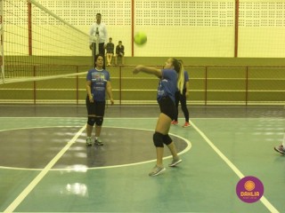 
<a style='margin-left: 5px;' class='btn btn-xs btn-social btn-facebook' href='https://www.facebook.com/sharer/sharer.php?u=https://www.boladovale.com.br/imgs/800-800-90/conteudo/fotos/1618/img0903.jpg' rel='popup' data-width='500' data-height='400'><i class='fa fa-facebook'></i>Compartilhar <span class='hidden-xs'>no Facebook</span>
</a> 
<a class='btn btn-default btn-xs' target='_blank' href='imgs/800-800-90/conteudo/fotos/1618/img0903.jpg'>
<span class='glyphicon glyphicon-cloud-download'></span> Salvar
</a> 
<span></span>