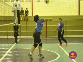 
<a style='margin-left: 5px;' class='btn btn-xs btn-social btn-facebook' href='https://www.facebook.com/sharer/sharer.php?u=https://www.boladovale.com.br/imgs/800-800-90/conteudo/fotos/1618/img0905.jpg' rel='popup' data-width='500' data-height='400'><i class='fa fa-facebook'></i>Compartilhar <span class='hidden-xs'>no Facebook</span>
</a> 
<a class='btn btn-default btn-xs' target='_blank' href='imgs/800-800-90/conteudo/fotos/1618/img0905.jpg'>
<span class='glyphicon glyphicon-cloud-download'></span> Salvar
</a> 
<span></span>