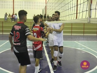 
<a style='margin-left: 5px;' class='btn btn-xs btn-social btn-facebook' href='https://www.facebook.com/sharer/sharer.php?u=https://www.boladovale.com.br/imgs/800-800-90/conteudo/fotos/1618/img1144.jpg' rel='popup' data-width='500' data-height='400'><i class='fa fa-facebook'></i>Compartilhar <span class='hidden-xs'>no Facebook</span>
</a> 
<a class='btn btn-default btn-xs' target='_blank' href='imgs/800-800-90/conteudo/fotos/1618/img1144.jpg'>
<span class='glyphicon glyphicon-cloud-download'></span> Salvar
</a> 
<span></span>