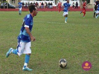 
<a style='margin-left: 5px;' class='btn btn-xs btn-social btn-facebook' href='https://www.facebook.com/sharer/sharer.php?u=https://www.boladovale.com.br/imgs/800-800-90/conteudo/fotos/1619/img1283.jpg' rel='popup' data-width='500' data-height='400'><i class='fa fa-facebook'></i>Compartilhar <span class='hidden-xs'>no Facebook</span>
</a> 
<a class='btn btn-default btn-xs' target='_blank' href='imgs/800-800-90/conteudo/fotos/1619/img1283.jpg'>
<span class='glyphicon glyphicon-cloud-download'></span> Salvar
</a> 
<span></span>