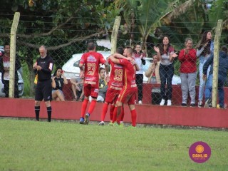 
<a style='margin-left: 5px;' class='btn btn-xs btn-social btn-facebook' href='https://www.facebook.com/sharer/sharer.php?u=https://www.boladovale.com.br/imgs/800-800-90/conteudo/fotos/1619/img1331.jpg' rel='popup' data-width='500' data-height='400'><i class='fa fa-facebook'></i>Compartilhar <span class='hidden-xs'>no Facebook</span>
</a> 
<a class='btn btn-default btn-xs' target='_blank' href='imgs/800-800-90/conteudo/fotos/1619/img1331.jpg'>
<span class='glyphicon glyphicon-cloud-download'></span> Salvar
</a> 
<span></span>