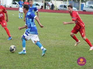 
<a style='margin-left: 5px;' class='btn btn-xs btn-social btn-facebook' href='https://www.facebook.com/sharer/sharer.php?u=https://www.boladovale.com.br/imgs/800-800-90/conteudo/fotos/1619/img1333.jpg' rel='popup' data-width='500' data-height='400'><i class='fa fa-facebook'></i>Compartilhar <span class='hidden-xs'>no Facebook</span>
</a> 
<a class='btn btn-default btn-xs' target='_blank' href='imgs/800-800-90/conteudo/fotos/1619/img1333.jpg'>
<span class='glyphicon glyphicon-cloud-download'></span> Salvar
</a> 
<span></span>