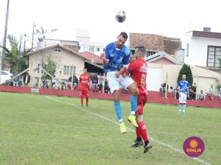 
<a style='margin-left: 5px;' class='btn btn-xs btn-social btn-facebook' href='https://www.facebook.com/sharer/sharer.php?u=https://www.boladovale.com.br/imgs/800-800-90/conteudo/fotos/1619/img1356.jpg' rel='popup' data-width='500' data-height='400'><i class='fa fa-facebook'></i>Compartilhar <span class='hidden-xs'>no Facebook</span>
</a> 
<a class='btn btn-default btn-xs' target='_blank' href='imgs/800-800-90/conteudo/fotos/1619/img1356.jpg'>
<span class='glyphicon glyphicon-cloud-download'></span> Salvar
</a> 
<span></span>