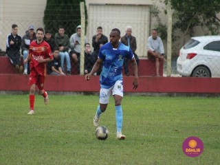 
<a style='margin-left: 5px;' class='btn btn-xs btn-social btn-facebook' href='https://www.facebook.com/sharer/sharer.php?u=https://www.boladovale.com.br/imgs/800-800-90/conteudo/fotos/1619/img1410.jpg' rel='popup' data-width='500' data-height='400'><i class='fa fa-facebook'></i>Compartilhar <span class='hidden-xs'>no Facebook</span>
</a> 
<a class='btn btn-default btn-xs' target='_blank' href='imgs/800-800-90/conteudo/fotos/1619/img1410.jpg'>
<span class='glyphicon glyphicon-cloud-download'></span> Salvar
</a> 
<span></span>
