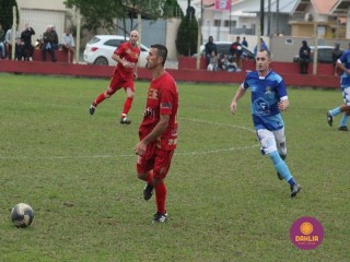 
<a style='margin-left: 5px;' class='btn btn-xs btn-social btn-facebook' href='https://www.facebook.com/sharer/sharer.php?u=https://www.boladovale.com.br/imgs/800-800-90/conteudo/fotos/1619/img1413.jpg' rel='popup' data-width='500' data-height='400'><i class='fa fa-facebook'></i>Compartilhar <span class='hidden-xs'>no Facebook</span>
</a> 
<a class='btn btn-default btn-xs' target='_blank' href='imgs/800-800-90/conteudo/fotos/1619/img1413.jpg'>
<span class='glyphicon glyphicon-cloud-download'></span> Salvar
</a> 
<span></span>