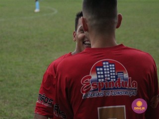 
<a style='margin-left: 5px;' class='btn btn-xs btn-social btn-facebook' href='https://www.facebook.com/sharer/sharer.php?u=https://www.boladovale.com.br/imgs/800-800-90/conteudo/fotos/1619/img1423.jpg' rel='popup' data-width='500' data-height='400'><i class='fa fa-facebook'></i>Compartilhar <span class='hidden-xs'>no Facebook</span>
</a> 
<a class='btn btn-default btn-xs' target='_blank' href='imgs/800-800-90/conteudo/fotos/1619/img1423.jpg'>
<span class='glyphicon glyphicon-cloud-download'></span> Salvar
</a> 
<span></span>