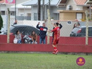 
<a style='margin-left: 5px;' class='btn btn-xs btn-social btn-facebook' href='https://www.facebook.com/sharer/sharer.php?u=https://www.boladovale.com.br/imgs/800-800-90/conteudo/fotos/1619/img1501.jpg' rel='popup' data-width='500' data-height='400'><i class='fa fa-facebook'></i>Compartilhar <span class='hidden-xs'>no Facebook</span>
</a> 
<a class='btn btn-default btn-xs' target='_blank' href='imgs/800-800-90/conteudo/fotos/1619/img1501.jpg'>
<span class='glyphicon glyphicon-cloud-download'></span> Salvar
</a> 
<span></span>