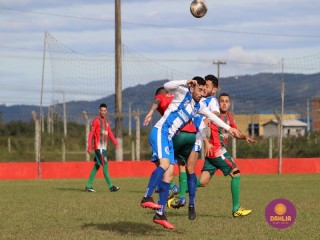 
<a style='margin-left: 5px;' class='btn btn-xs btn-social btn-facebook' href='https://www.facebook.com/sharer/sharer.php?u=https://www.boladovale.com.br/imgs/800-800-90/conteudo/fotos/1620/img2337.jpg' rel='popup' data-width='500' data-height='400'><i class='fa fa-facebook'></i>Compartilhar <span class='hidden-xs'>no Facebook</span>
</a> 
<a class='btn btn-default btn-xs' target='_blank' href='imgs/800-800-90/conteudo/fotos/1620/img2337.jpg'>
<span class='glyphicon glyphicon-cloud-download'></span> Salvar
</a> 
<span></span>