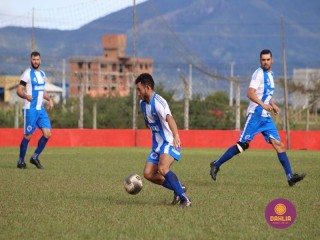 
<a style='margin-left: 5px;' class='btn btn-xs btn-social btn-facebook' href='https://www.facebook.com/sharer/sharer.php?u=https://www.boladovale.com.br/imgs/800-800-90/conteudo/fotos/1620/img2353.jpg' rel='popup' data-width='500' data-height='400'><i class='fa fa-facebook'></i>Compartilhar <span class='hidden-xs'>no Facebook</span>
</a> 
<a class='btn btn-default btn-xs' target='_blank' href='imgs/800-800-90/conteudo/fotos/1620/img2353.jpg'>
<span class='glyphicon glyphicon-cloud-download'></span> Salvar
</a> 
<span></span>