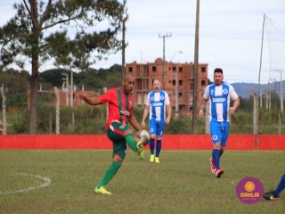 
<a style='margin-left: 5px;' class='btn btn-xs btn-social btn-facebook' href='https://www.facebook.com/sharer/sharer.php?u=https://www.boladovale.com.br/imgs/800-800-90/conteudo/fotos/1620/img2388.jpg' rel='popup' data-width='500' data-height='400'><i class='fa fa-facebook'></i>Compartilhar <span class='hidden-xs'>no Facebook</span>
</a> 
<a class='btn btn-default btn-xs' target='_blank' href='imgs/800-800-90/conteudo/fotos/1620/img2388.jpg'>
<span class='glyphicon glyphicon-cloud-download'></span> Salvar
</a> 
<span></span>