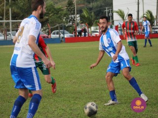 
<a style='margin-left: 5px;' class='btn btn-xs btn-social btn-facebook' href='https://www.facebook.com/sharer/sharer.php?u=https://www.boladovale.com.br/imgs/800-800-90/conteudo/fotos/1620/img2390.jpg' rel='popup' data-width='500' data-height='400'><i class='fa fa-facebook'></i>Compartilhar <span class='hidden-xs'>no Facebook</span>
</a> 
<a class='btn btn-default btn-xs' target='_blank' href='imgs/800-800-90/conteudo/fotos/1620/img2390.jpg'>
<span class='glyphicon glyphicon-cloud-download'></span> Salvar
</a> 
<span></span>