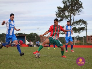 
<a style='margin-left: 5px;' class='btn btn-xs btn-social btn-facebook' href='https://www.facebook.com/sharer/sharer.php?u=https://www.boladovale.com.br/imgs/800-800-90/conteudo/fotos/1620/img2401.jpg' rel='popup' data-width='500' data-height='400'><i class='fa fa-facebook'></i>Compartilhar <span class='hidden-xs'>no Facebook</span>
</a> 
<a class='btn btn-default btn-xs' target='_blank' href='imgs/800-800-90/conteudo/fotos/1620/img2401.jpg'>
<span class='glyphicon glyphicon-cloud-download'></span> Salvar
</a> 
<span></span>