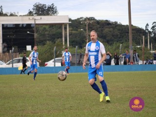 
<a style='margin-left: 5px;' class='btn btn-xs btn-social btn-facebook' href='https://www.facebook.com/sharer/sharer.php?u=https://www.boladovale.com.br/imgs/800-800-90/conteudo/fotos/1620/img2414.jpg' rel='popup' data-width='500' data-height='400'><i class='fa fa-facebook'></i>Compartilhar <span class='hidden-xs'>no Facebook</span>
</a> 
<a class='btn btn-default btn-xs' target='_blank' href='imgs/800-800-90/conteudo/fotos/1620/img2414.jpg'>
<span class='glyphicon glyphicon-cloud-download'></span> Salvar
</a> 
<span></span>