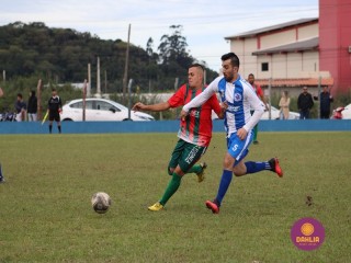 
<a style='margin-left: 5px;' class='btn btn-xs btn-social btn-facebook' href='https://www.facebook.com/sharer/sharer.php?u=https://www.boladovale.com.br/imgs/800-800-90/conteudo/fotos/1620/img2418.jpg' rel='popup' data-width='500' data-height='400'><i class='fa fa-facebook'></i>Compartilhar <span class='hidden-xs'>no Facebook</span>
</a> 
<a class='btn btn-default btn-xs' target='_blank' href='imgs/800-800-90/conteudo/fotos/1620/img2418.jpg'>
<span class='glyphicon glyphicon-cloud-download'></span> Salvar
</a> 
<span></span>