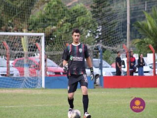 
<a style='margin-left: 5px;' class='btn btn-xs btn-social btn-facebook' href='https://www.facebook.com/sharer/sharer.php?u=https://www.boladovale.com.br/imgs/800-800-90/conteudo/fotos/1620/img2426.jpg' rel='popup' data-width='500' data-height='400'><i class='fa fa-facebook'></i>Compartilhar <span class='hidden-xs'>no Facebook</span>
</a> 
<a class='btn btn-default btn-xs' target='_blank' href='imgs/800-800-90/conteudo/fotos/1620/img2426.jpg'>
<span class='glyphicon glyphicon-cloud-download'></span> Salvar
</a> 
<span></span>