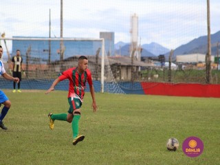 
<a style='margin-left: 5px;' class='btn btn-xs btn-social btn-facebook' href='https://www.facebook.com/sharer/sharer.php?u=https://www.boladovale.com.br/imgs/800-800-90/conteudo/fotos/1620/img2440.jpg' rel='popup' data-width='500' data-height='400'><i class='fa fa-facebook'></i>Compartilhar <span class='hidden-xs'>no Facebook</span>
</a> 
<a class='btn btn-default btn-xs' target='_blank' href='imgs/800-800-90/conteudo/fotos/1620/img2440.jpg'>
<span class='glyphicon glyphicon-cloud-download'></span> Salvar
</a> 
<span></span>