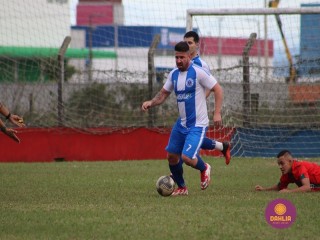 
<a style='margin-left: 5px;' class='btn btn-xs btn-social btn-facebook' href='https://www.facebook.com/sharer/sharer.php?u=https://www.boladovale.com.br/imgs/800-800-90/conteudo/fotos/1620/img2442.jpg' rel='popup' data-width='500' data-height='400'><i class='fa fa-facebook'></i>Compartilhar <span class='hidden-xs'>no Facebook</span>
</a> 
<a class='btn btn-default btn-xs' target='_blank' href='imgs/800-800-90/conteudo/fotos/1620/img2442.jpg'>
<span class='glyphicon glyphicon-cloud-download'></span> Salvar
</a> 
<span></span>