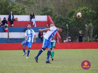 
<a style='margin-left: 5px;' class='btn btn-xs btn-social btn-facebook' href='https://www.facebook.com/sharer/sharer.php?u=https://www.boladovale.com.br/imgs/800-800-90/conteudo/fotos/1620/img2455.jpg' rel='popup' data-width='500' data-height='400'><i class='fa fa-facebook'></i>Compartilhar <span class='hidden-xs'>no Facebook</span>
</a> 
<a class='btn btn-default btn-xs' target='_blank' href='imgs/800-800-90/conteudo/fotos/1620/img2455.jpg'>
<span class='glyphicon glyphicon-cloud-download'></span> Salvar
</a> 
<span></span>