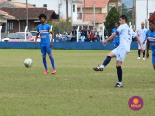 
<a style='margin-left: 5px;' class='btn btn-xs btn-social btn-facebook' href='https://www.facebook.com/sharer/sharer.php?u=https://www.boladovale.com.br/imgs/800-800-90/conteudo/fotos/1621/img1694.jpg' rel='popup' data-width='500' data-height='400'><i class='fa fa-facebook'></i>Compartilhar <span class='hidden-xs'>no Facebook</span>
</a> 
<a class='btn btn-default btn-xs' target='_blank' href='imgs/800-800-90/conteudo/fotos/1621/img1694.jpg'>
<span class='glyphicon glyphicon-cloud-download'></span> Salvar
</a> 
<span></span>