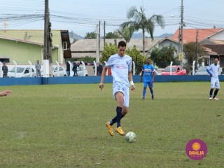 
<a style='margin-left: 5px;' class='btn btn-xs btn-social btn-facebook' href='https://www.facebook.com/sharer/sharer.php?u=https://www.boladovale.com.br/imgs/800-800-90/conteudo/fotos/1621/img1706.jpg' rel='popup' data-width='500' data-height='400'><i class='fa fa-facebook'></i>Compartilhar <span class='hidden-xs'>no Facebook</span>
</a> 
<a class='btn btn-default btn-xs' target='_blank' href='imgs/800-800-90/conteudo/fotos/1621/img1706.jpg'>
<span class='glyphicon glyphicon-cloud-download'></span> Salvar
</a> 
<span></span>