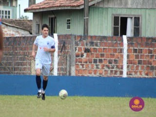 
<a style='margin-left: 5px;' class='btn btn-xs btn-social btn-facebook' href='https://www.facebook.com/sharer/sharer.php?u=https://www.boladovale.com.br/imgs/800-800-90/conteudo/fotos/1621/img1716.jpg' rel='popup' data-width='500' data-height='400'><i class='fa fa-facebook'></i>Compartilhar <span class='hidden-xs'>no Facebook</span>
</a> 
<a class='btn btn-default btn-xs' target='_blank' href='imgs/800-800-90/conteudo/fotos/1621/img1716.jpg'>
<span class='glyphicon glyphicon-cloud-download'></span> Salvar
</a> 
<span></span>