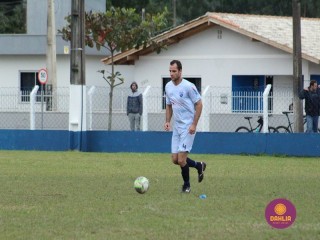 
<a style='margin-left: 5px;' class='btn btn-xs btn-social btn-facebook' href='https://www.facebook.com/sharer/sharer.php?u=https://www.boladovale.com.br/imgs/800-800-90/conteudo/fotos/1621/img1737.jpg' rel='popup' data-width='500' data-height='400'><i class='fa fa-facebook'></i>Compartilhar <span class='hidden-xs'>no Facebook</span>
</a> 
<a class='btn btn-default btn-xs' target='_blank' href='imgs/800-800-90/conteudo/fotos/1621/img1737.jpg'>
<span class='glyphicon glyphicon-cloud-download'></span> Salvar
</a> 
<span></span>