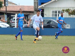 
<a style='margin-left: 5px;' class='btn btn-xs btn-social btn-facebook' href='https://www.facebook.com/sharer/sharer.php?u=https://www.boladovale.com.br/imgs/800-800-90/conteudo/fotos/1621/img1765.jpg' rel='popup' data-width='500' data-height='400'><i class='fa fa-facebook'></i>Compartilhar <span class='hidden-xs'>no Facebook</span>
</a> 
<a class='btn btn-default btn-xs' target='_blank' href='imgs/800-800-90/conteudo/fotos/1621/img1765.jpg'>
<span class='glyphicon glyphicon-cloud-download'></span> Salvar
</a> 
<span></span>
