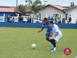 
<a style='margin-left: 5px;' class='btn btn-xs btn-social btn-facebook' href='https://www.facebook.com/sharer/sharer.php?u=https://www.boladovale.com.br/imgs/800-800-90/conteudo/fotos/1621/img1770.jpg' rel='popup' data-width='500' data-height='400'><i class='fa fa-facebook'></i>Compartilhar <span class='hidden-xs'>no Facebook</span>
</a> 
<a class='btn btn-default btn-xs' target='_blank' href='imgs/800-800-90/conteudo/fotos/1621/img1770.jpg'>
<span class='glyphicon glyphicon-cloud-download'></span> Salvar
</a> 
<span></span>
