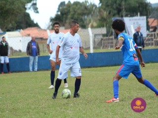 
<a style='margin-left: 5px;' class='btn btn-xs btn-social btn-facebook' href='https://www.facebook.com/sharer/sharer.php?u=https://www.boladovale.com.br/imgs/800-800-90/conteudo/fotos/1621/img1796.jpg' rel='popup' data-width='500' data-height='400'><i class='fa fa-facebook'></i>Compartilhar <span class='hidden-xs'>no Facebook</span>
</a> 
<a class='btn btn-default btn-xs' target='_blank' href='imgs/800-800-90/conteudo/fotos/1621/img1796.jpg'>
<span class='glyphicon glyphicon-cloud-download'></span> Salvar
</a> 
<span></span>