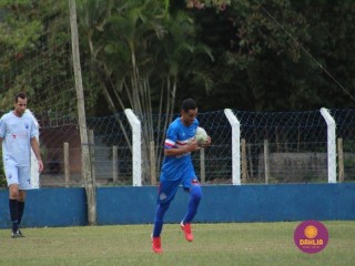 
<a style='margin-left: 5px;' class='btn btn-xs btn-social btn-facebook' href='https://www.facebook.com/sharer/sharer.php?u=https://www.boladovale.com.br/imgs/800-800-90/conteudo/fotos/1621/img1800.jpg' rel='popup' data-width='500' data-height='400'><i class='fa fa-facebook'></i>Compartilhar <span class='hidden-xs'>no Facebook</span>
</a> 
<a class='btn btn-default btn-xs' target='_blank' href='imgs/800-800-90/conteudo/fotos/1621/img1800.jpg'>
<span class='glyphicon glyphicon-cloud-download'></span> Salvar
</a> 
<span></span>