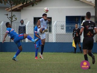 
<a style='margin-left: 5px;' class='btn btn-xs btn-social btn-facebook' href='https://www.facebook.com/sharer/sharer.php?u=https://www.boladovale.com.br/imgs/800-800-90/conteudo/fotos/1621/img1831.jpg' rel='popup' data-width='500' data-height='400'><i class='fa fa-facebook'></i>Compartilhar <span class='hidden-xs'>no Facebook</span>
</a> 
<a class='btn btn-default btn-xs' target='_blank' href='imgs/800-800-90/conteudo/fotos/1621/img1831.jpg'>
<span class='glyphicon glyphicon-cloud-download'></span> Salvar
</a> 
<span></span>