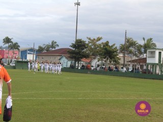 
<a style='margin-left: 5px;' class='btn btn-xs btn-social btn-facebook' href='https://www.facebook.com/sharer/sharer.php?u=https://www.boladovale.com.br/imgs/800-800-90/conteudo/fotos/1622/img1557.jpg' rel='popup' data-width='500' data-height='400'><i class='fa fa-facebook'></i>Compartilhar <span class='hidden-xs'>no Facebook</span>
</a> 
<a class='btn btn-default btn-xs' target='_blank' href='imgs/800-800-90/conteudo/fotos/1622/img1557.jpg'>
<span class='glyphicon glyphicon-cloud-download'></span> Salvar
</a> 
<span></span>