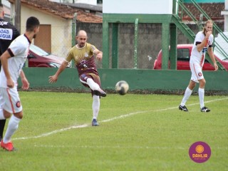 
<a style='margin-left: 5px;' class='btn btn-xs btn-social btn-facebook' href='https://www.facebook.com/sharer/sharer.php?u=https://www.boladovale.com.br/imgs/800-800-90/conteudo/fotos/1622/img1574.jpg' rel='popup' data-width='500' data-height='400'><i class='fa fa-facebook'></i>Compartilhar <span class='hidden-xs'>no Facebook</span>
</a> 
<a class='btn btn-default btn-xs' target='_blank' href='imgs/800-800-90/conteudo/fotos/1622/img1574.jpg'>
<span class='glyphicon glyphicon-cloud-download'></span> Salvar
</a> 
<span></span>