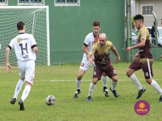 
<a style='margin-left: 5px;' class='btn btn-xs btn-social btn-facebook' href='https://www.facebook.com/sharer/sharer.php?u=https://www.boladovale.com.br/imgs/800-800-90/conteudo/fotos/1622/img1582.jpg' rel='popup' data-width='500' data-height='400'><i class='fa fa-facebook'></i>Compartilhar <span class='hidden-xs'>no Facebook</span>
</a> 
<a class='btn btn-default btn-xs' target='_blank' href='imgs/800-800-90/conteudo/fotos/1622/img1582.jpg'>
<span class='glyphicon glyphicon-cloud-download'></span> Salvar
</a> 
<span></span>