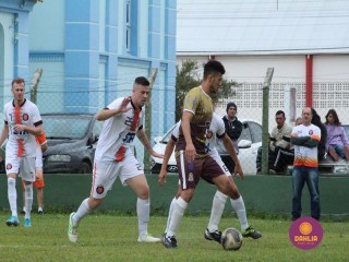 
<a style='margin-left: 5px;' class='btn btn-xs btn-social btn-facebook' href='https://www.facebook.com/sharer/sharer.php?u=https://www.boladovale.com.br/imgs/800-800-90/conteudo/fotos/1622/img1609.jpg' rel='popup' data-width='500' data-height='400'><i class='fa fa-facebook'></i>Compartilhar <span class='hidden-xs'>no Facebook</span>
</a> 
<a class='btn btn-default btn-xs' target='_blank' href='imgs/800-800-90/conteudo/fotos/1622/img1609.jpg'>
<span class='glyphicon glyphicon-cloud-download'></span> Salvar
</a> 
<span></span>